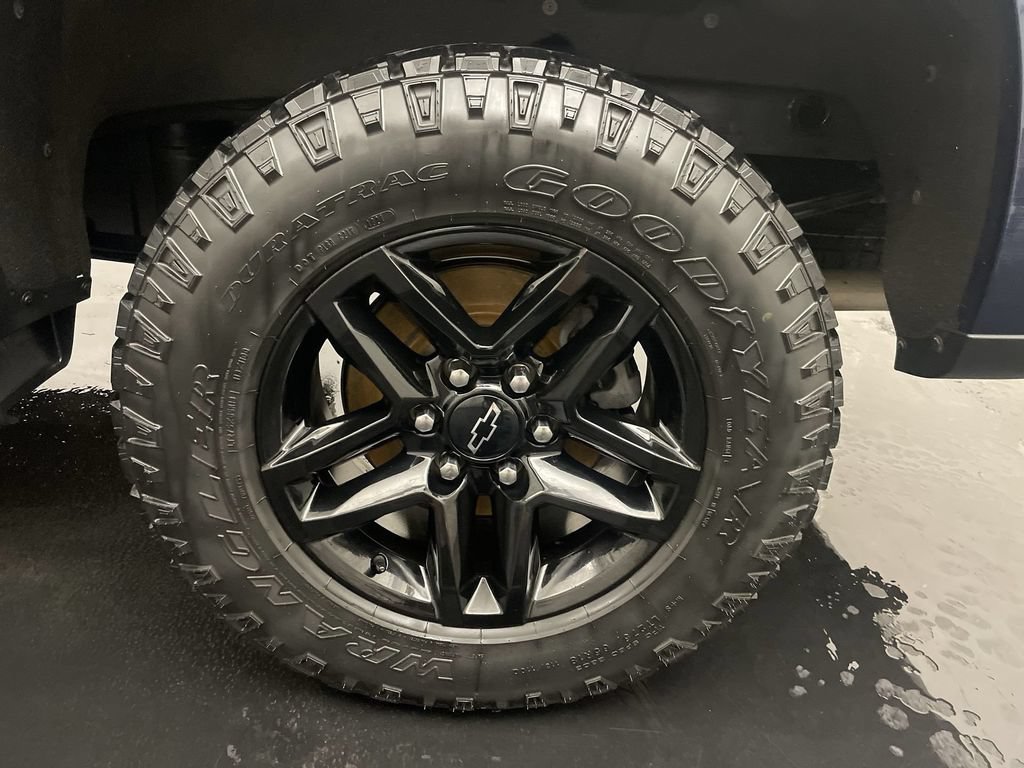 Used 2021 Chevrolet Silverado 1500 LT Trail Boss w/ Bed Protection Package AWD/4WD image 25