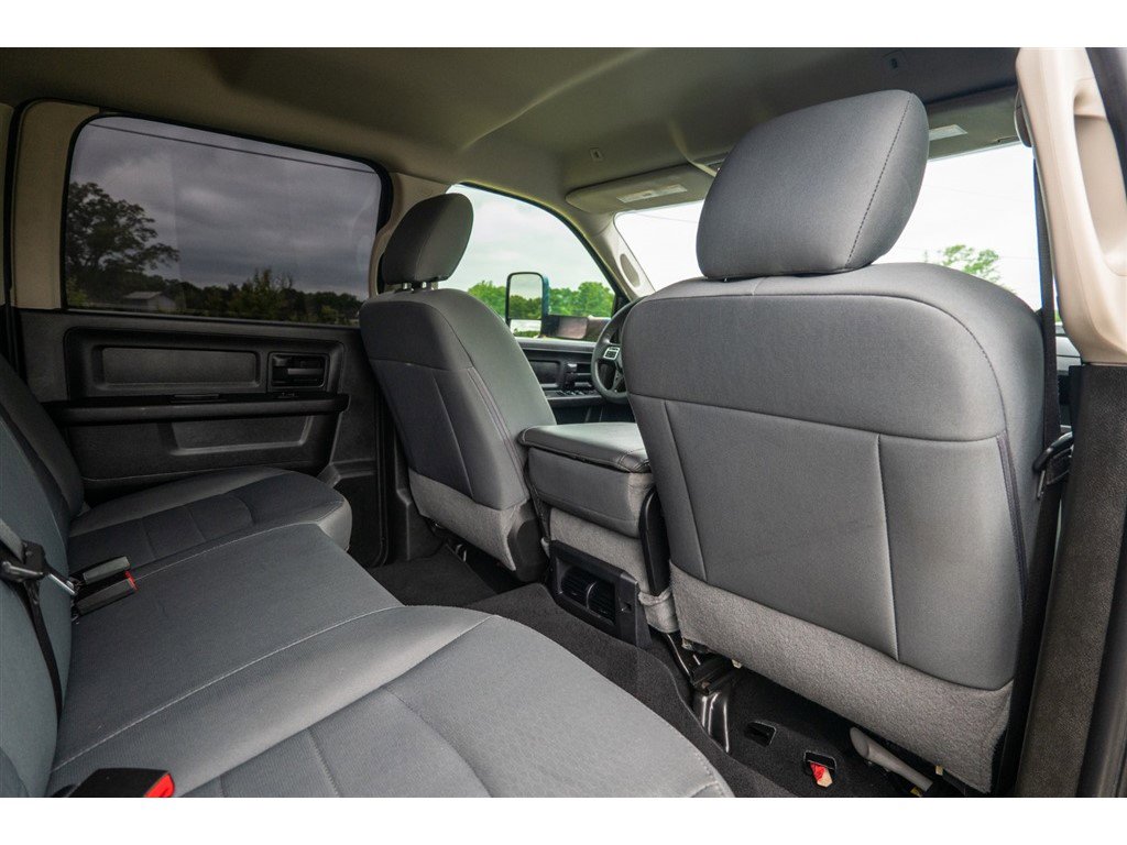Used 2018 RAM 3500 Tradesman w/ Chrome Appearance Group AWD/4WD image 26