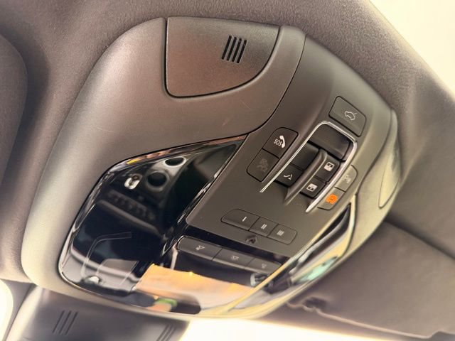Used 2022 Maserati Ghibli Modena Q4 image 24