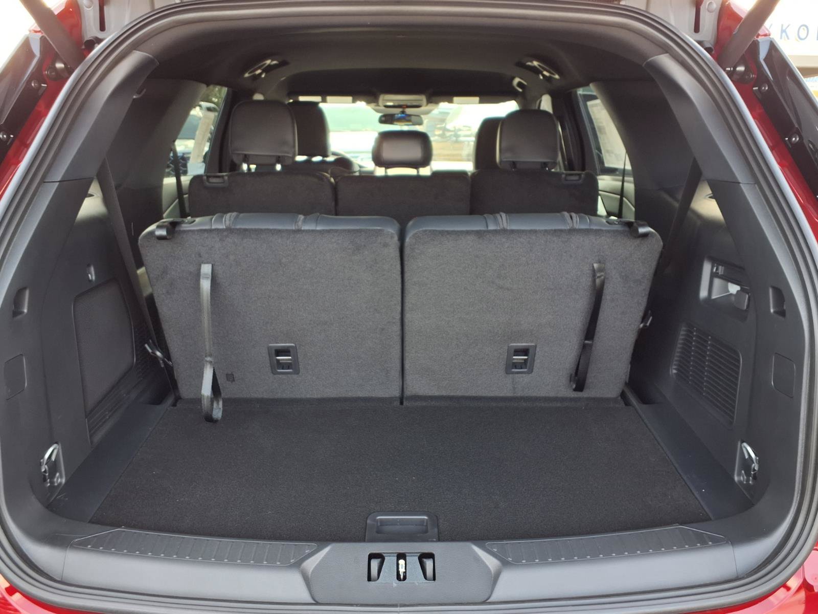 New 2027 Ford Explorer ST-Line RWD image 10