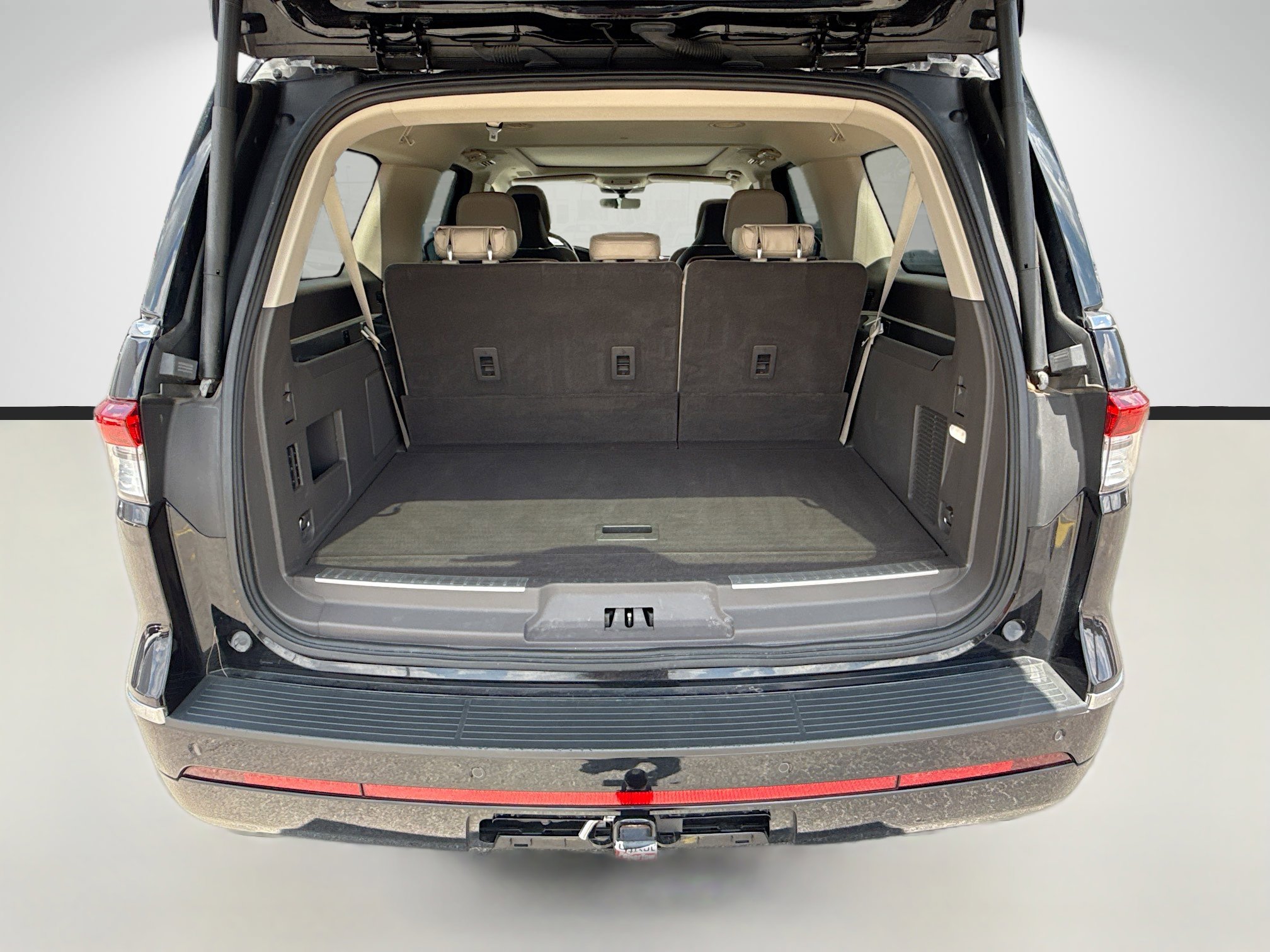 Used 2023 Lincoln Navigator L Reserve AWD/4WD image 11