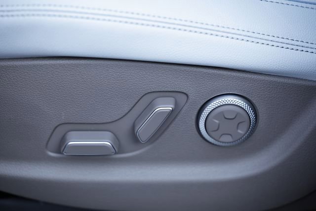 New 2026 Genesis GV70 2.5T Advanced image 22