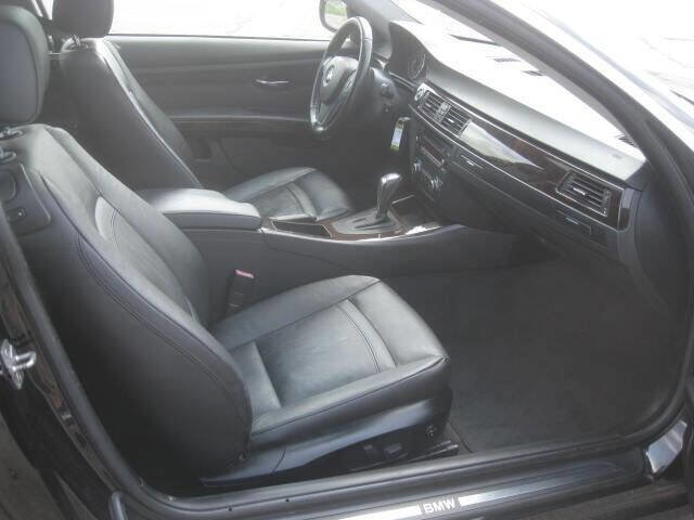 Used 2012 BMW 328i xDrive Coupe image 17