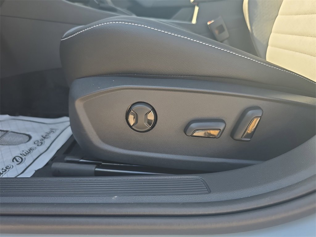 New 2026 Volkswagen Jetta SE image 20