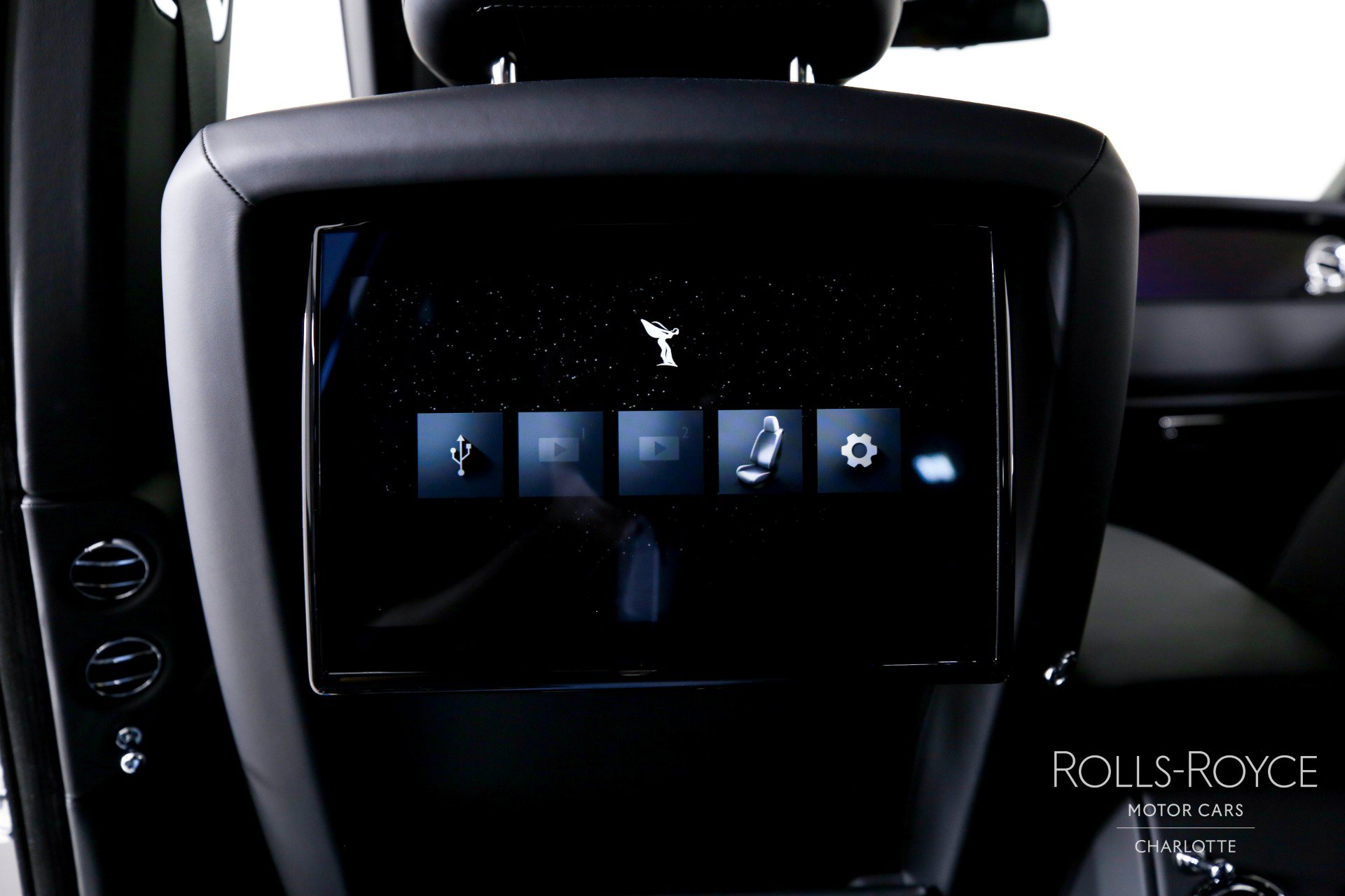 New 2026 Rolls-Royce Cullinan image 20