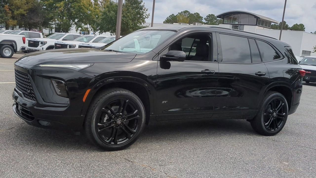 New 2026 Buick Enclave Sport Touring w/ Power Package image 4