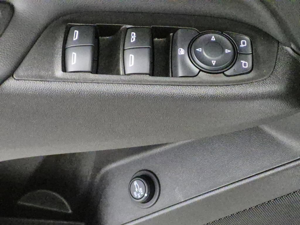 Certified 2024 Chevrolet Equinox LT FWD image 17