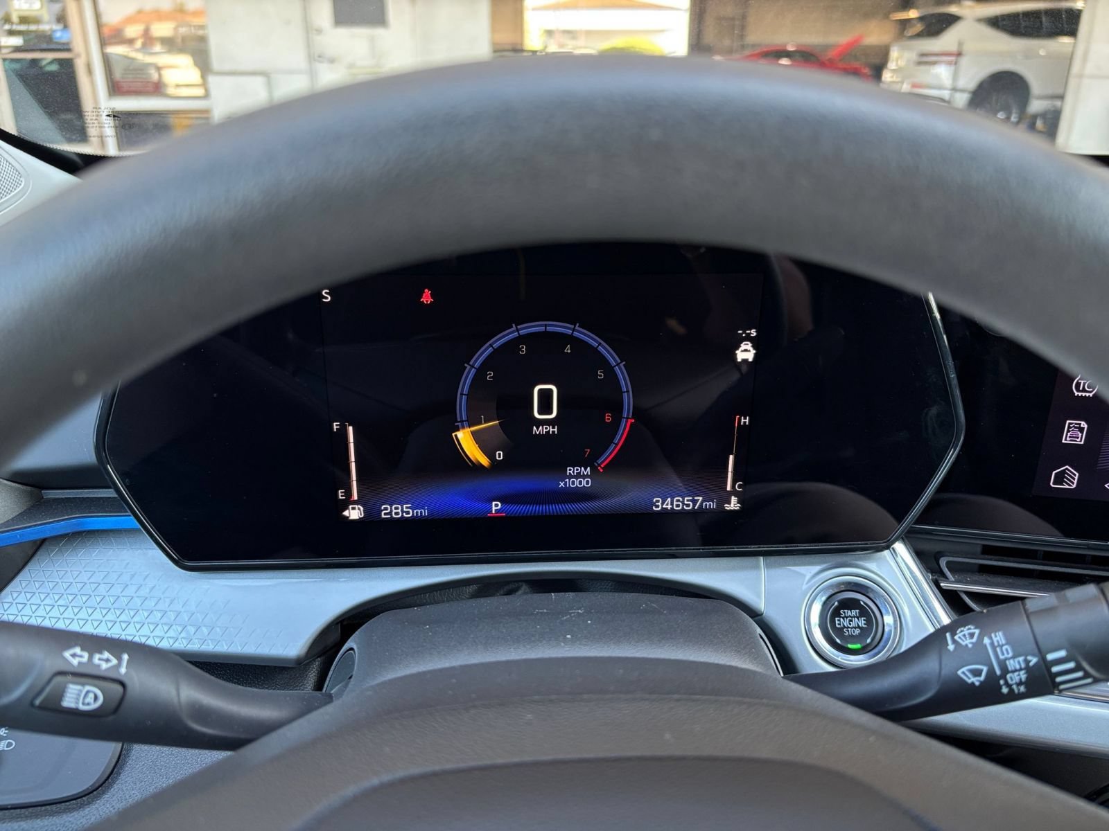 Used 2025 Chevrolet Trax LT FWD image 39