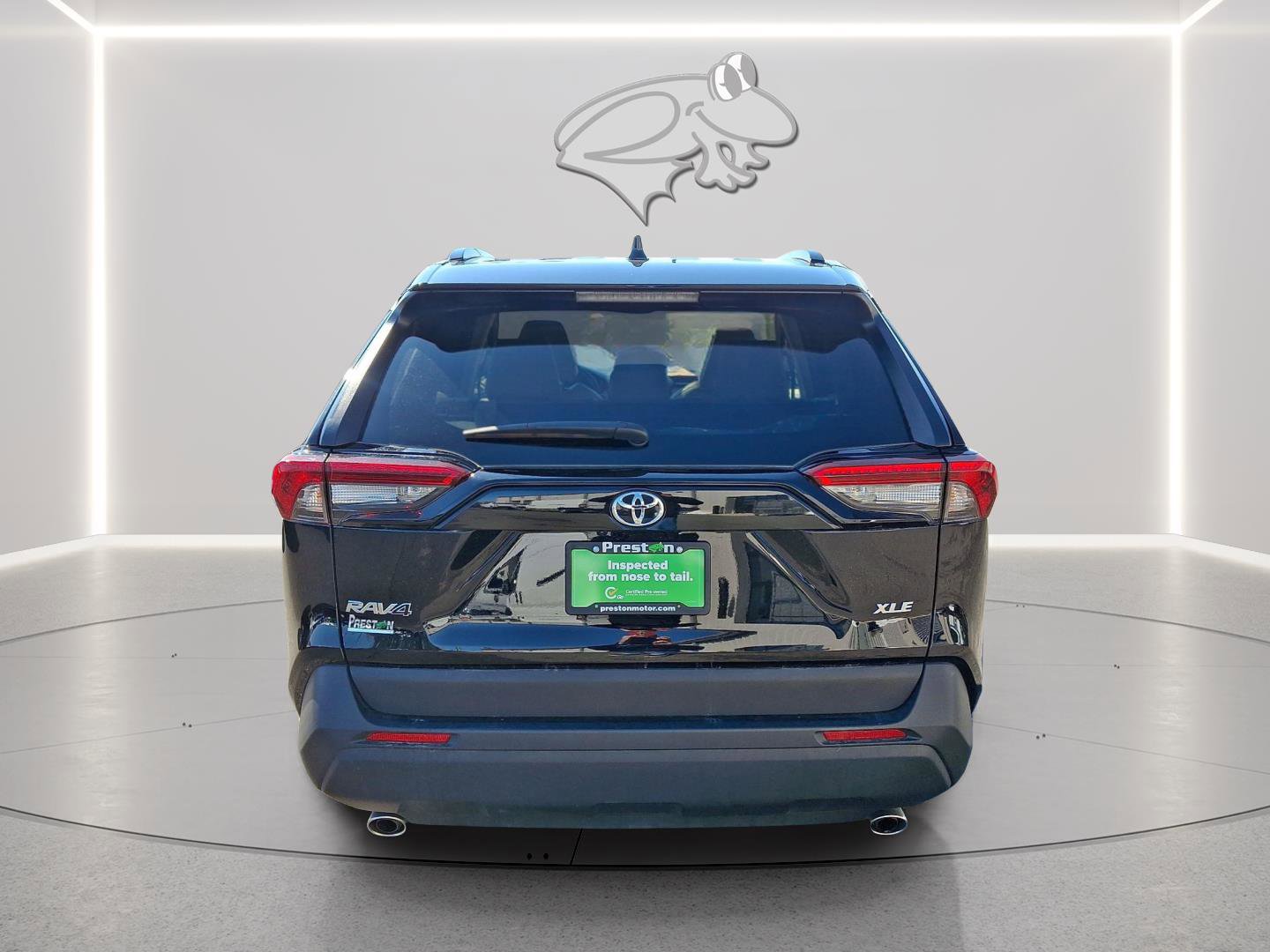 Used 2024 Toyota RAV4 XLE Premium image 16