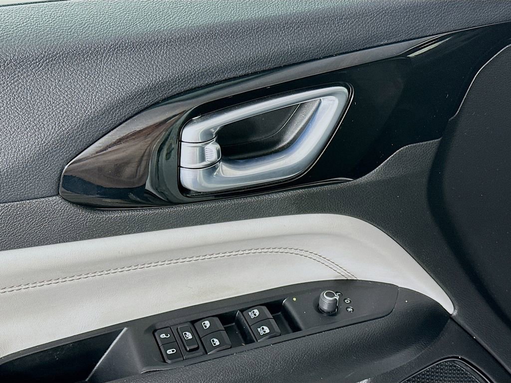 Certified 2024 Jeep Compass Limited image 26