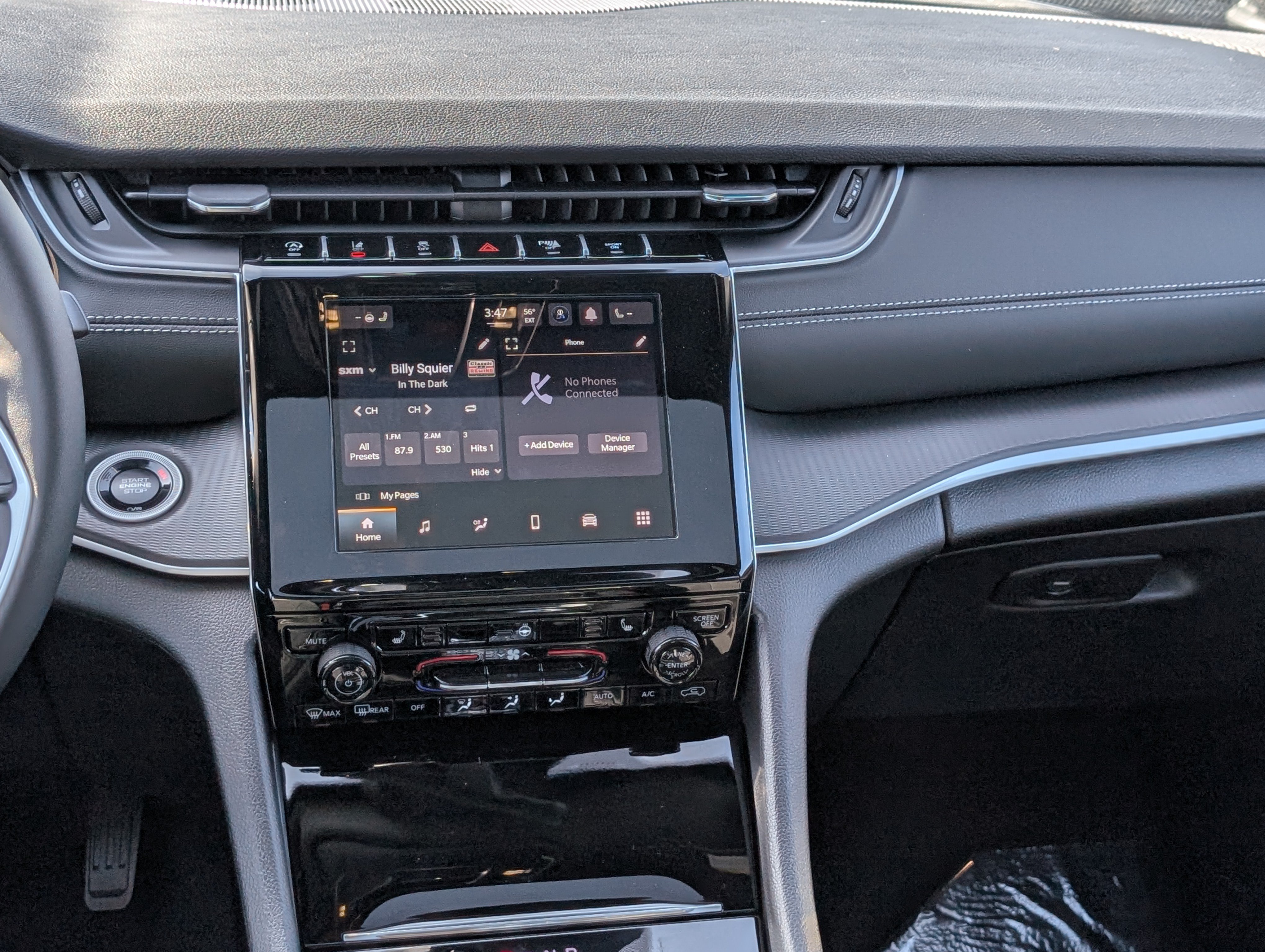 New 2025 Jeep Grand Cherokee Altitude AWD/4WD image 16