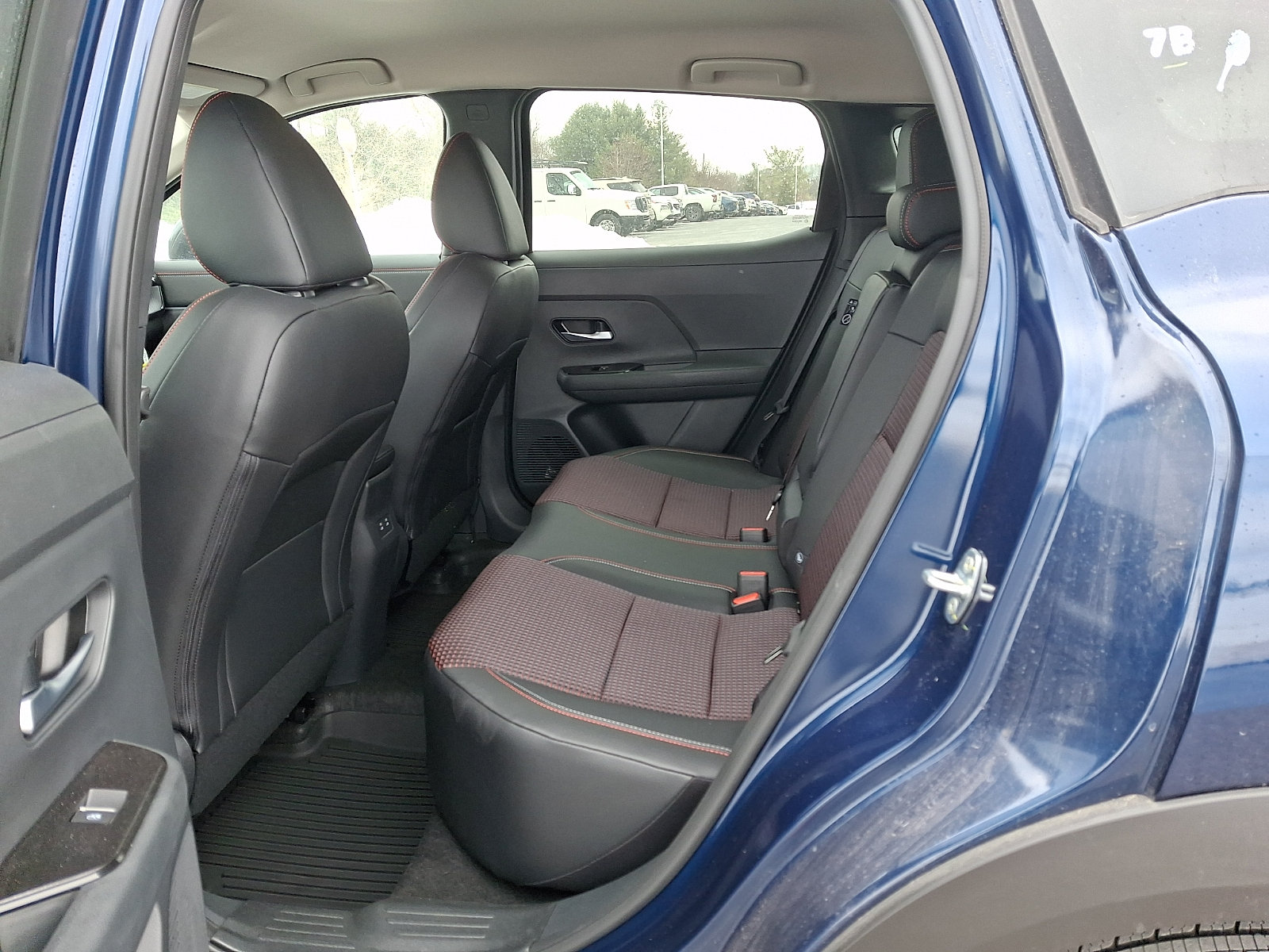 New 2026 Nissan Kicks SR w/ Cold Weather Package AWD/4WD image 6