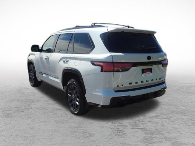 Certified 2025 Toyota Sequoia Platinum AWD/4WD image 5