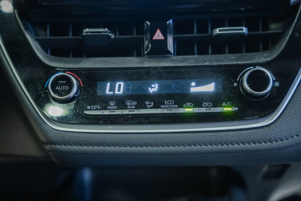 Used 2021 Toyota Corolla XSE FWD image 20