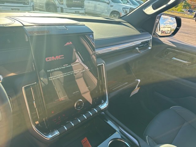 New 2026 GMC Yukon XL Elevation image 24