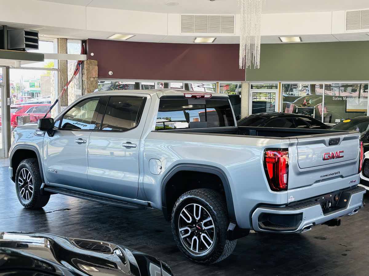 Used 2026 GMC Sierra 1500 AT4 w/ Technology Package AWD/4WD image 14
