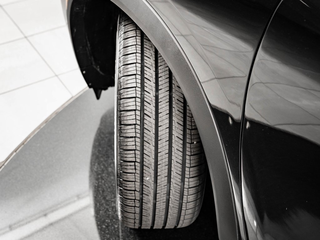 Used 2024 INFINITI QX60 Sensory image 45