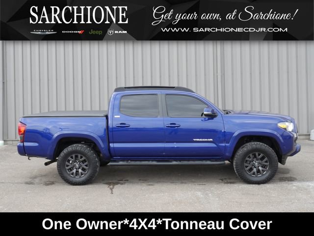 Used 2023 Toyota Tacoma SR5 w/ Technology Package image 1