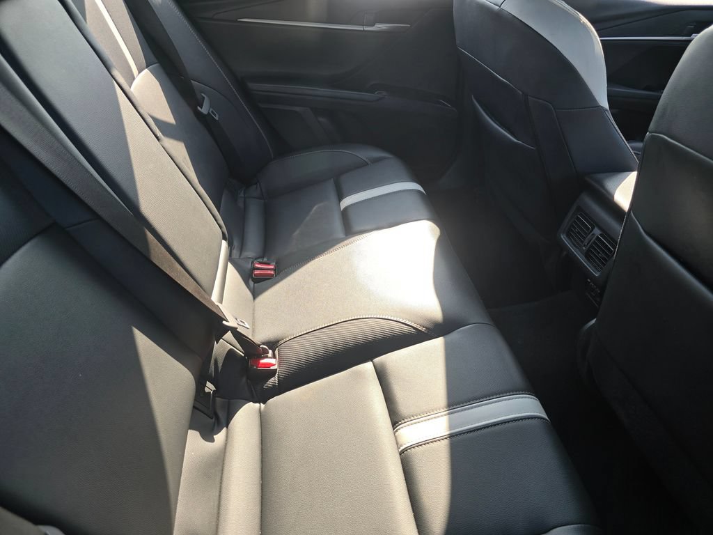 Used 2025 Toyota Camry SE FWD image 12