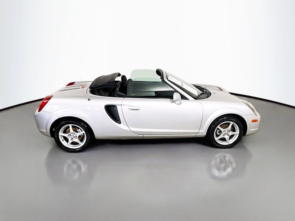 Used 2000 Toyota MR2 image 8
