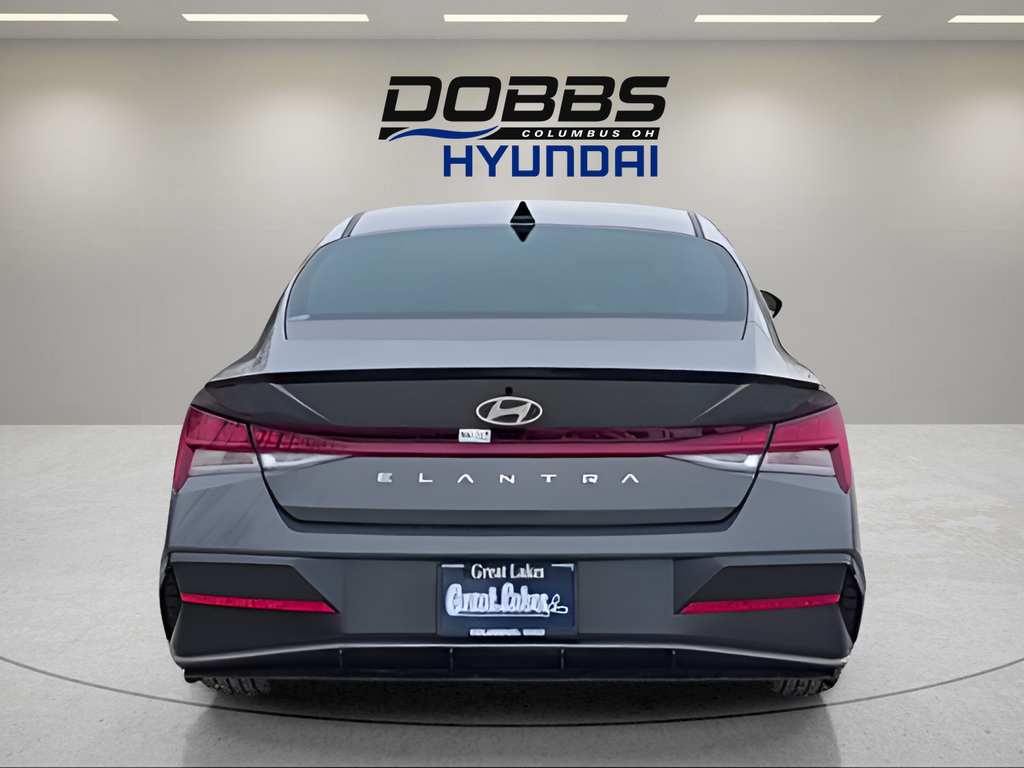 New 2026 Hyundai Elantra SEL Sport Premium FWD image 4