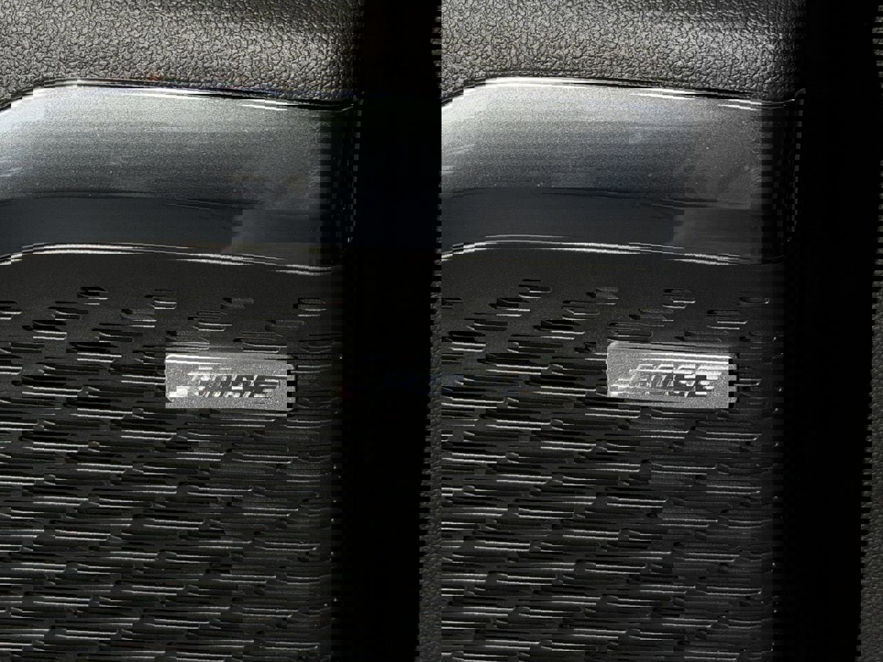 New 2026 Chevrolet Traverse RS image 21