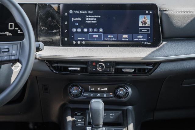 New 2026 Nissan Kicks SV image 19