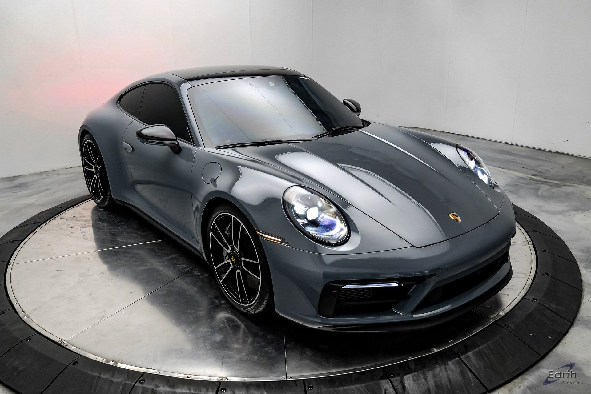 Used 2024 Porsche 911 Carrera GTS RWD image 23