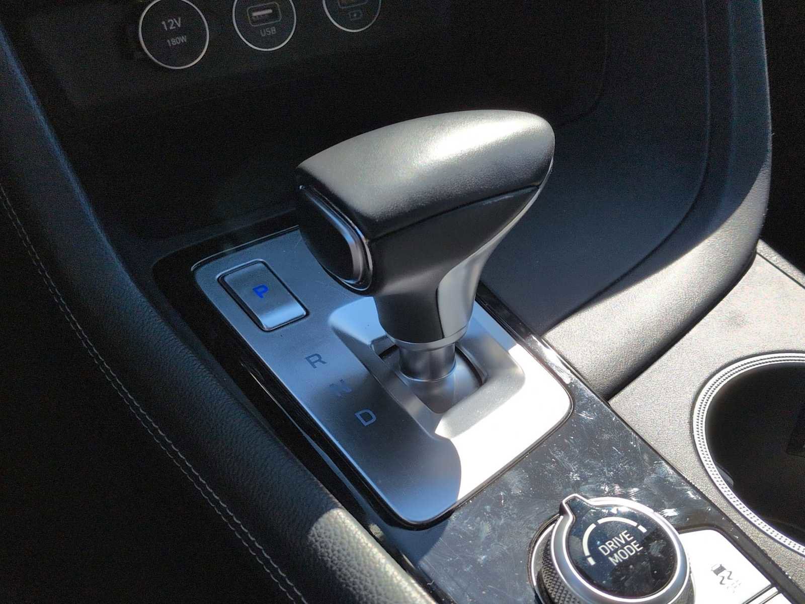 Used 2023 Genesis G70 2.0T image 33