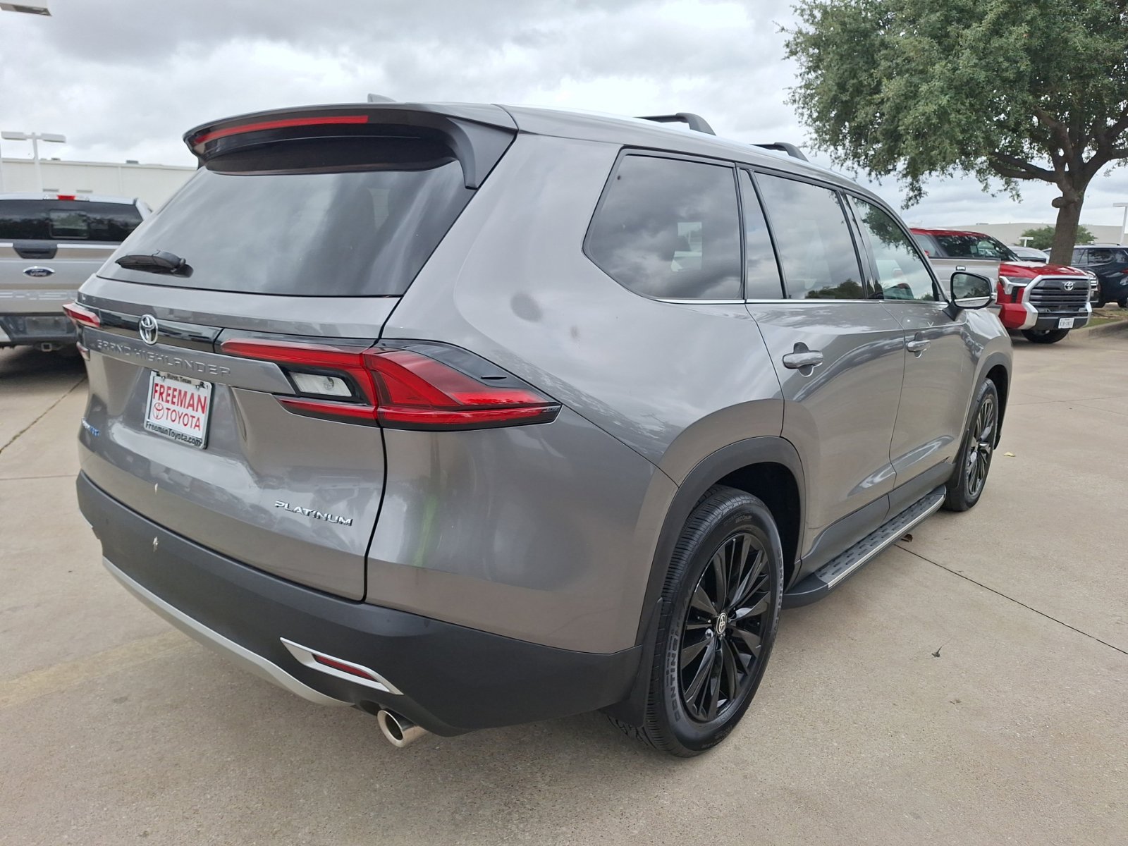 Used 2026 Toyota Grand Highlander AWD Hybrid image 6