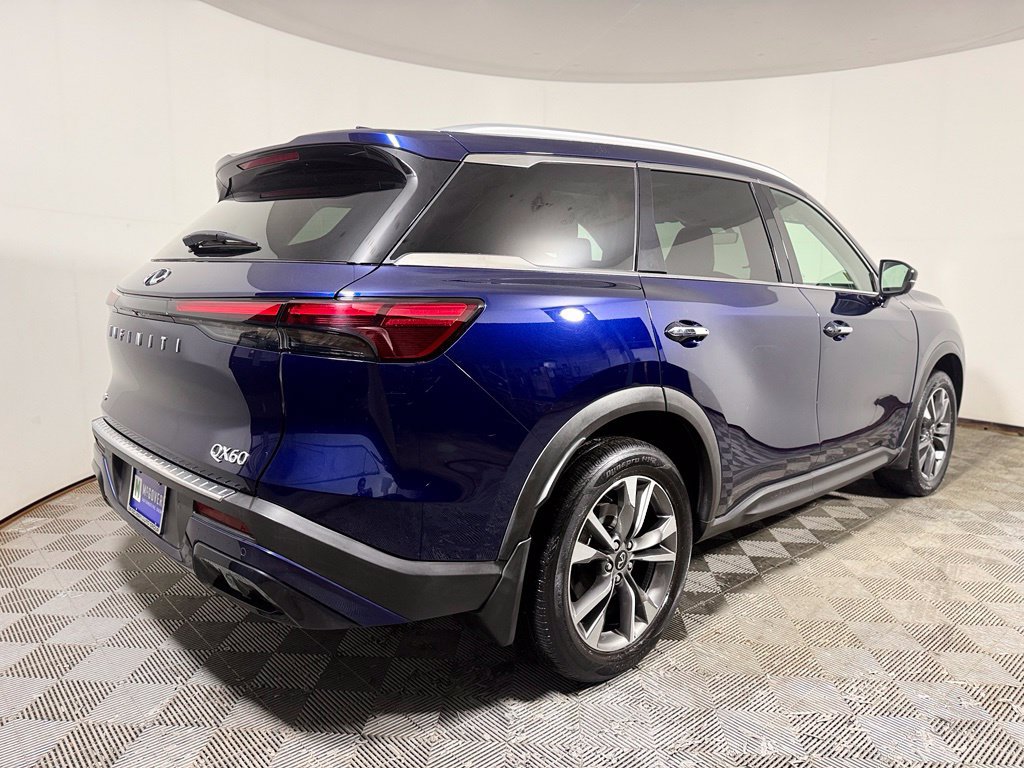 Used 2023 INFINITI QX60 Luxe w/ Performance Audio Package AWD/4WD image 7