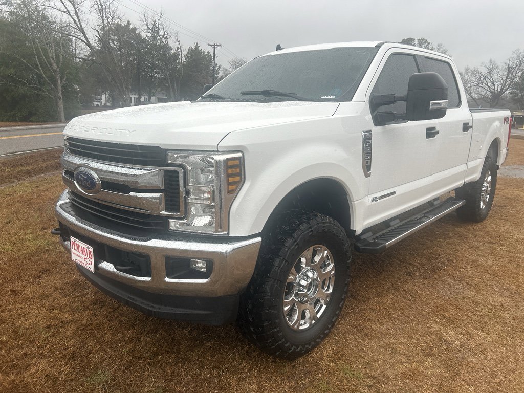 Used 2019 Ford F250 XLT w/ XLT Value Package image 2