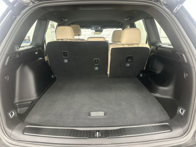 Used 2025 Jeep Grand Cherokee Limited image 21