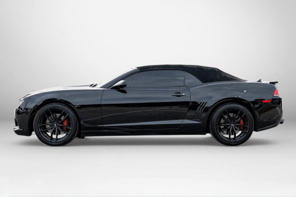Used 2015 Chevrolet Camaro SS w/ RS Package RWD image 17