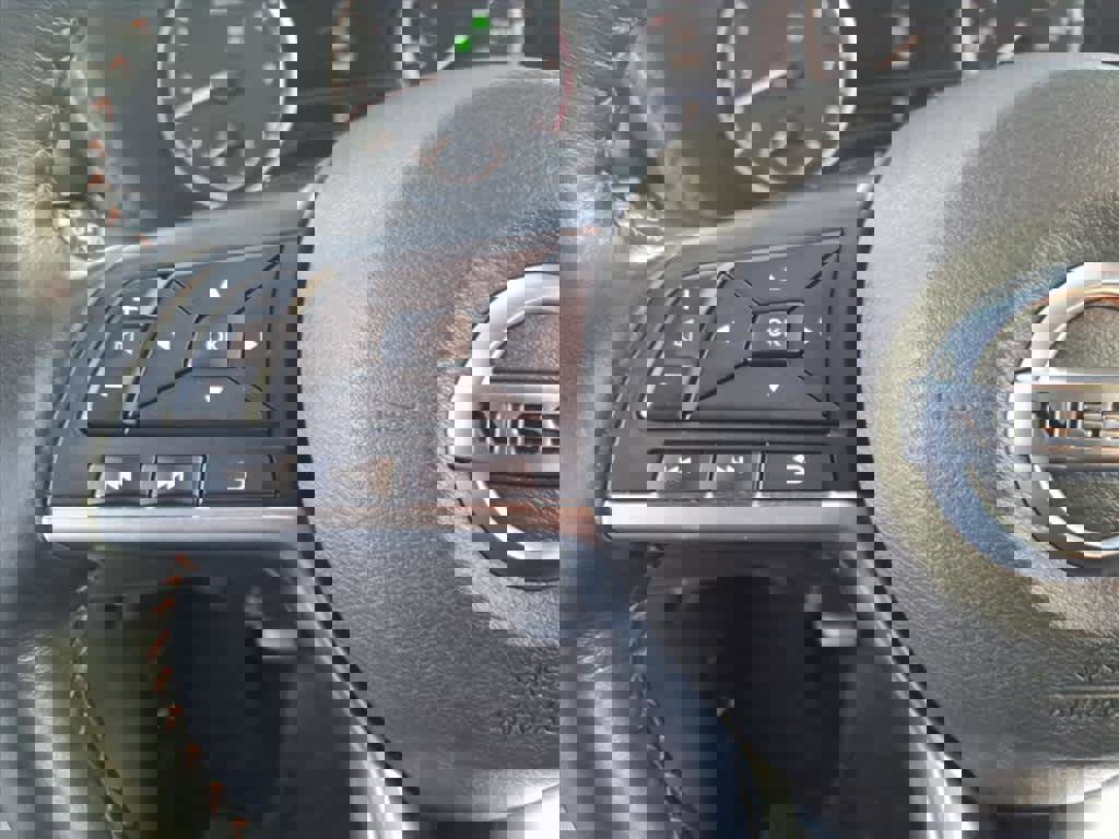 Certified 2021 Nissan Sentra SR image 23