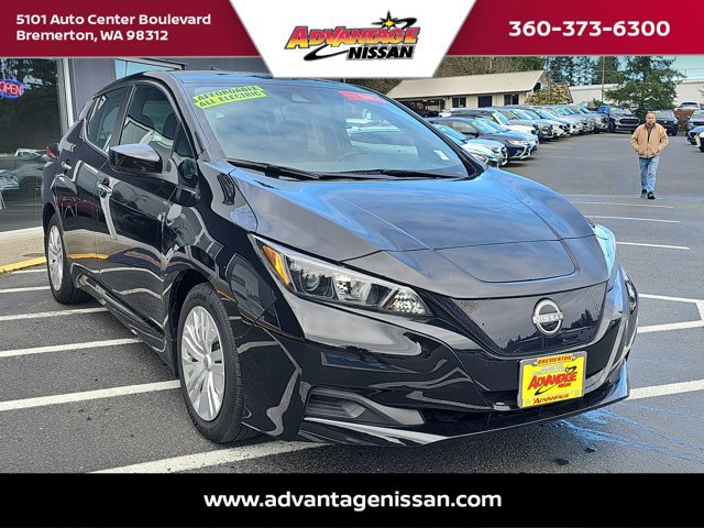 Used 2023 Nissan Leaf S image 7