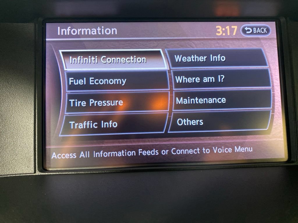 Used 2017 INFINITI Q70 3.7 w/ Technology Package AWD/4WD image 19
