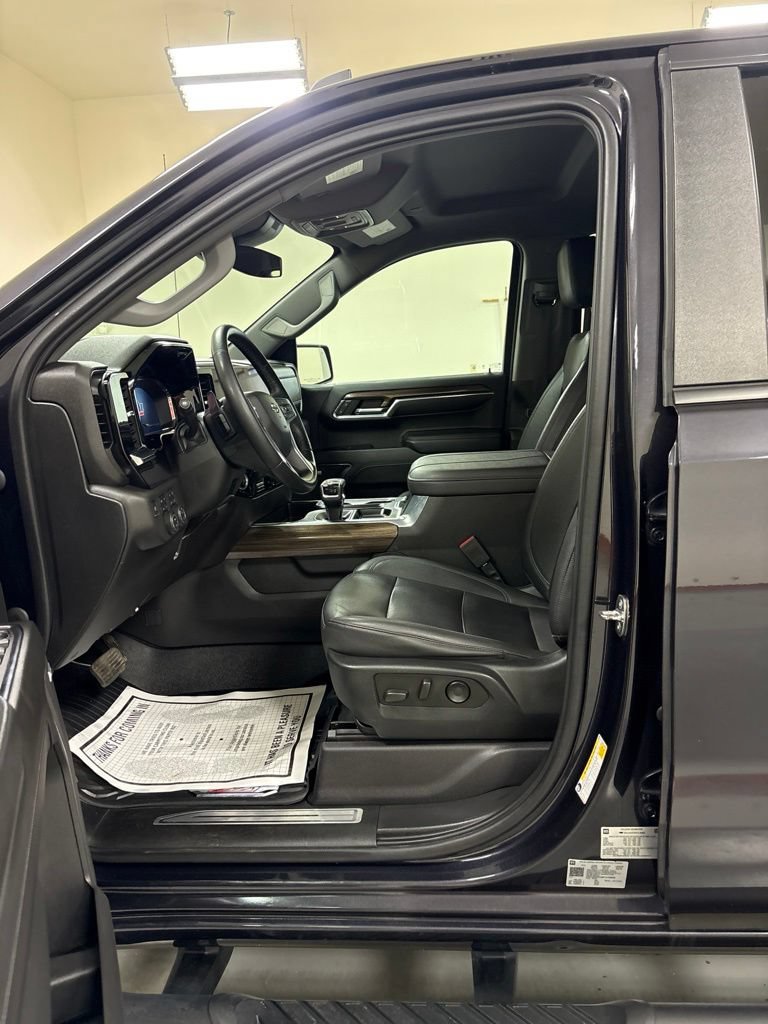 Used 2023 Chevrolet Silverado 1500 RST w/ RST All Star Premium Package AWD/4WD image 11