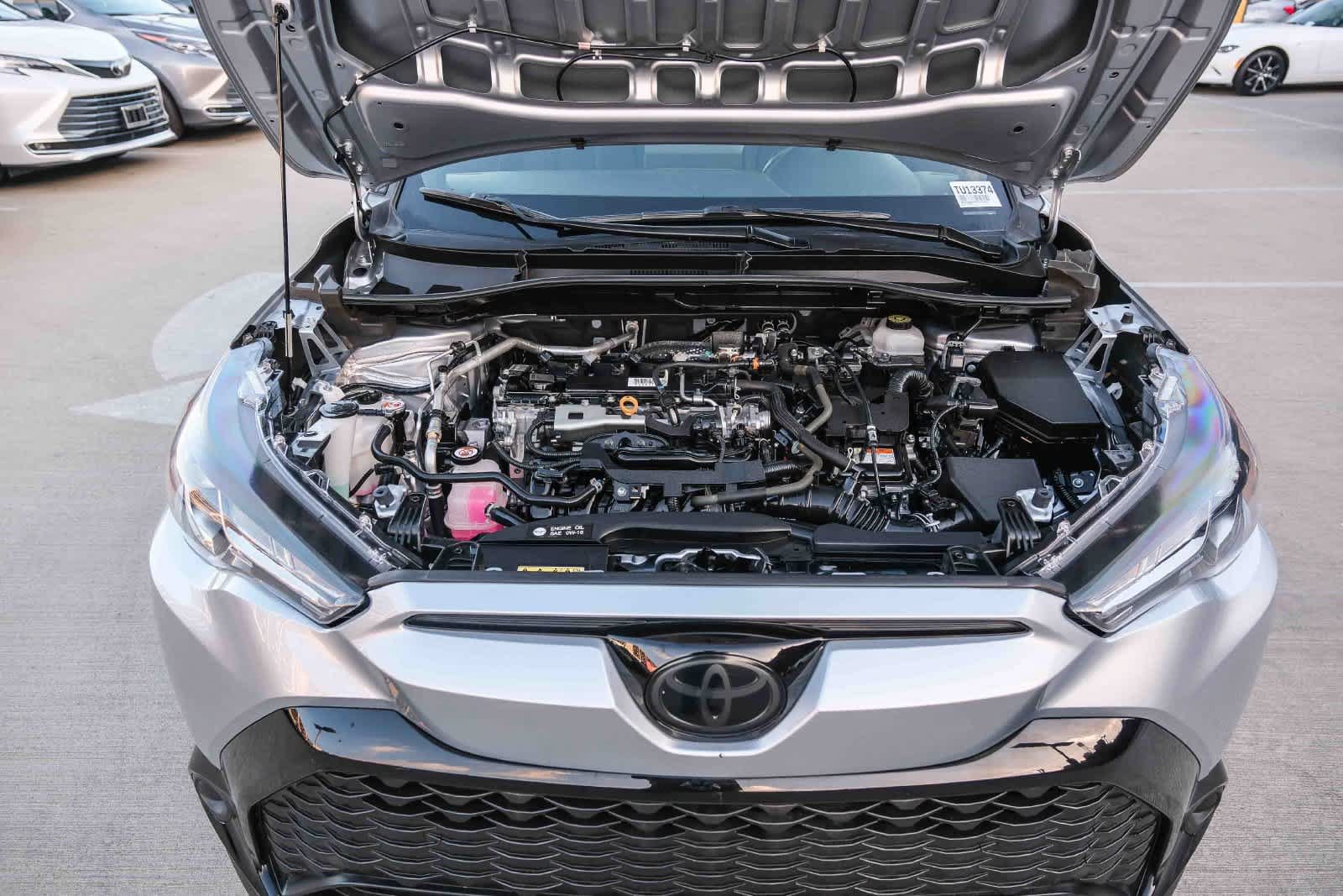 Used 2023 Toyota Corolla Cross AWD Hybrid image 28