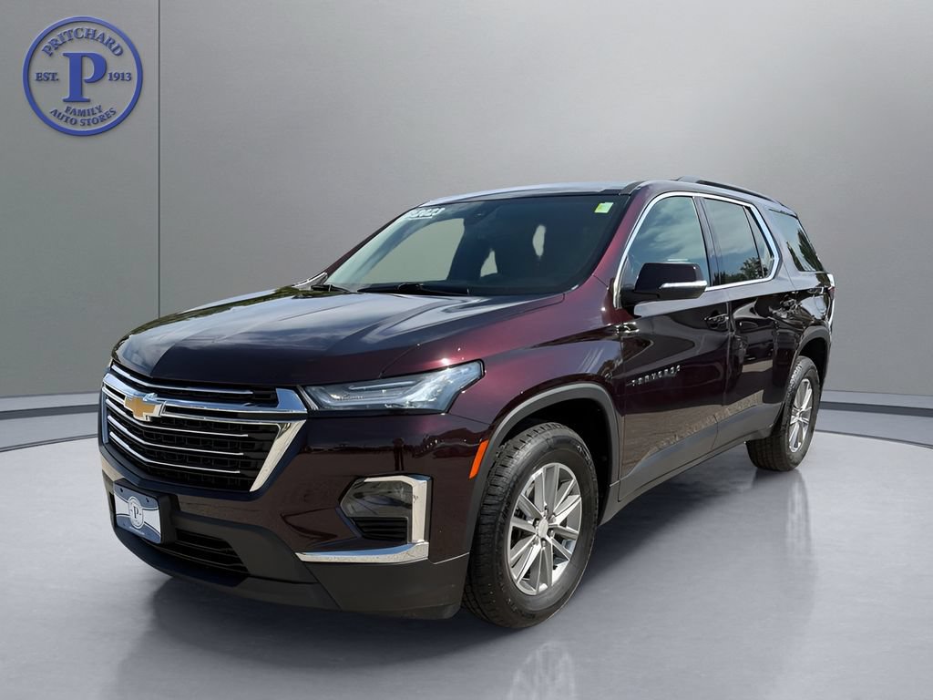 Used 2023 Chevrolet Traverse LT FWD image 3