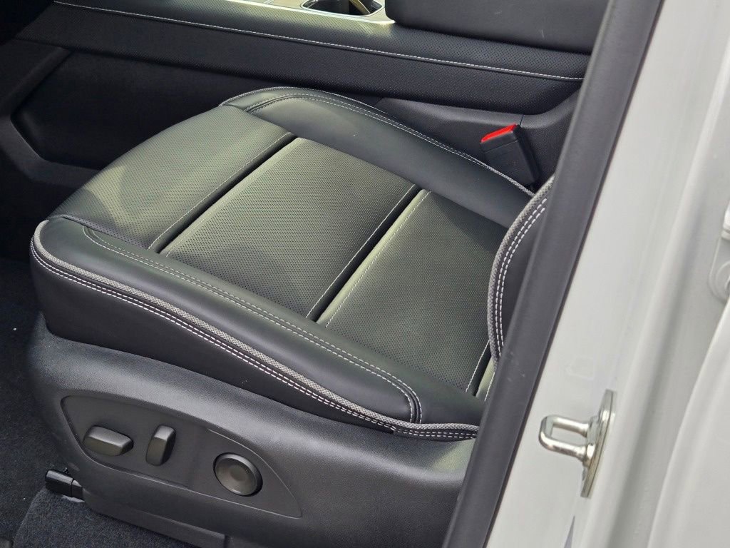 New 2025 GMC Sierra EV Denali AWD/4WD image 9