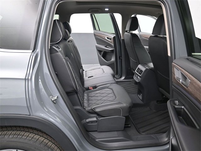 New 2026 Volkswagen Atlas SEL Premium R-Line image 13