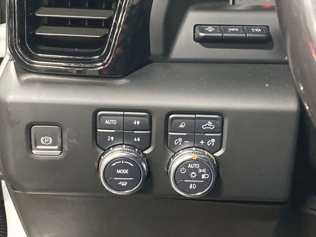Used 2022 GMC Sierra 1500 AT4 w/ AT4 Premium Package image 17