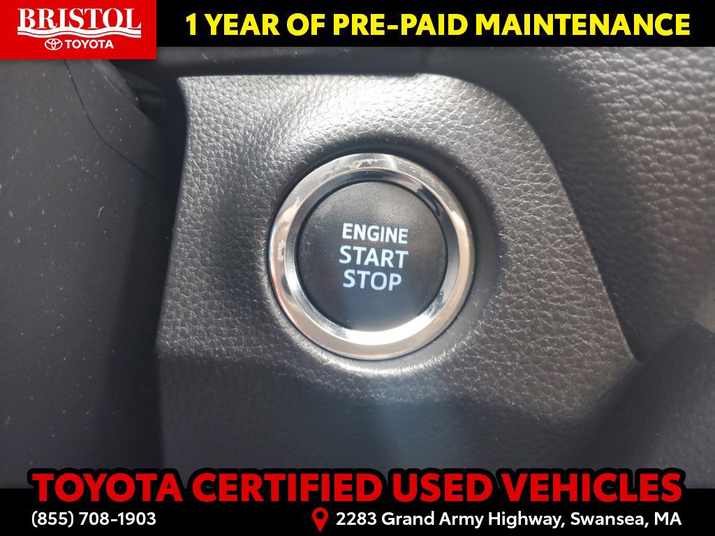 Certified 2021 Toyota RAV4 XLE w/ Convenience Package AWD/4WD image 32