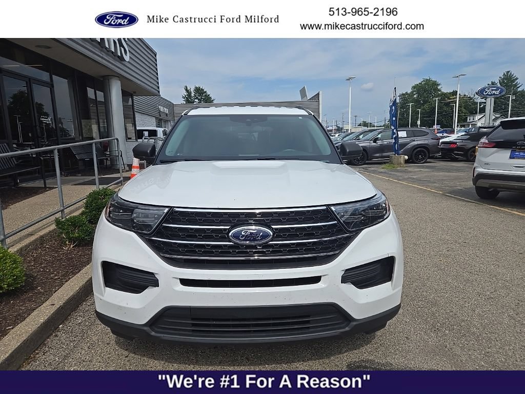 Used 2020 Ford Explorer XLT w/ Comfort Package AWD/4WD image 2