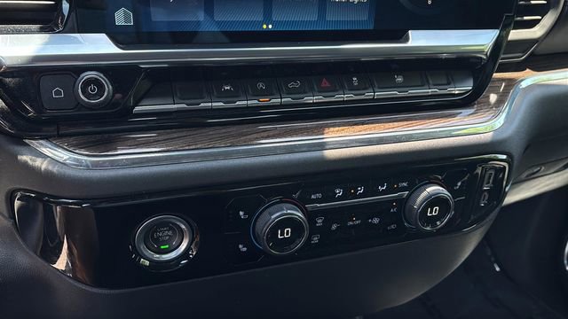 Used 2023 Chevrolet Silverado 1500 LT AWD/4WD image 30