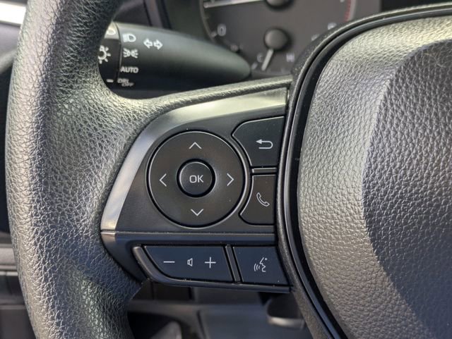 Used 2024 Toyota Corolla LE image 21