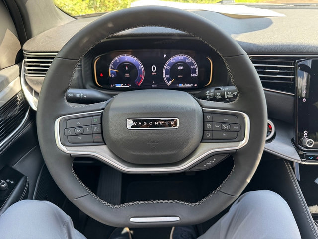 New 2025 Jeep Wagoneer L Series II w/ Premium Group I image 24