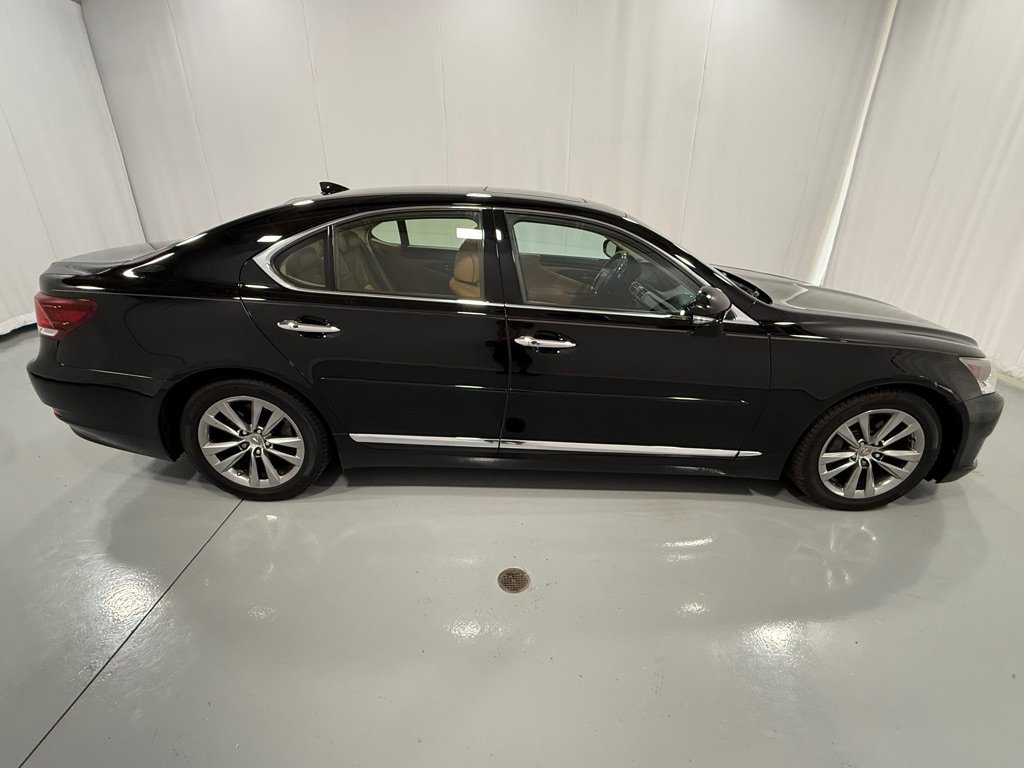 Used 2015 Lexus LS 460 AWD image 4
