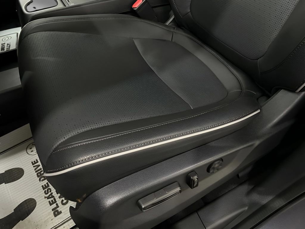 Used 2026 Honda Odyssey Elite image 22